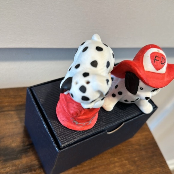 Adorable Dalmatian firefighter puppies, salt, and pepper shakers red white black - Picture 7 of 10